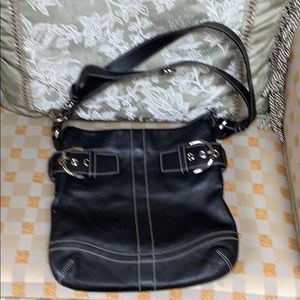 Women’s leather bag